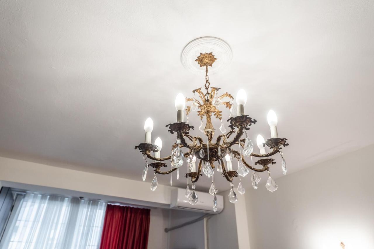 Vintage And Warm 2Br Apartament In Tiranë Eksteriør bilde