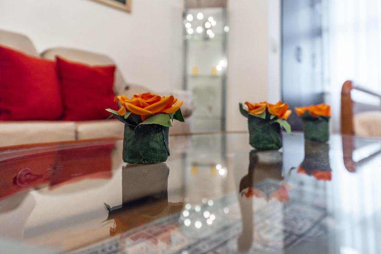 Vintage And Warm 2Br Apartament In Tiranë Eksteriør bilde