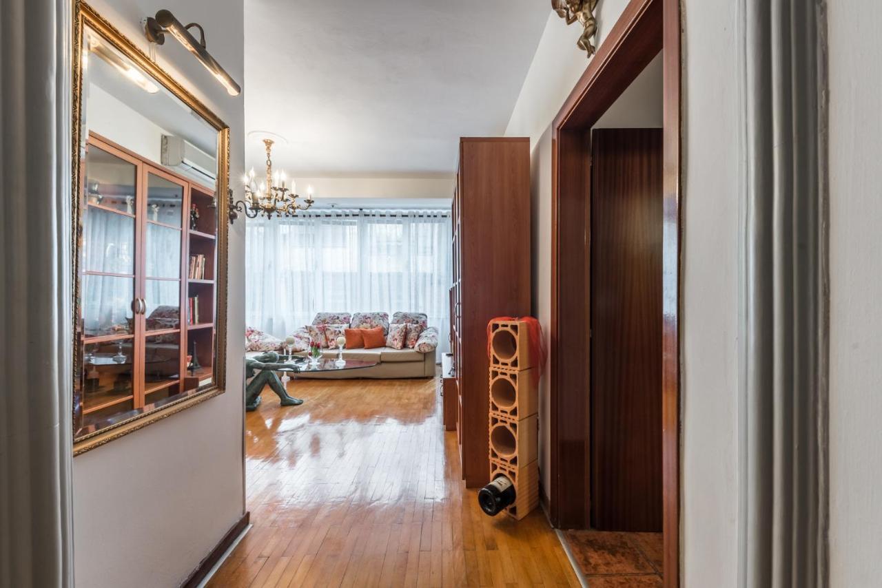Vintage And Warm 2Br Apartament In Tiranë Eksteriør bilde